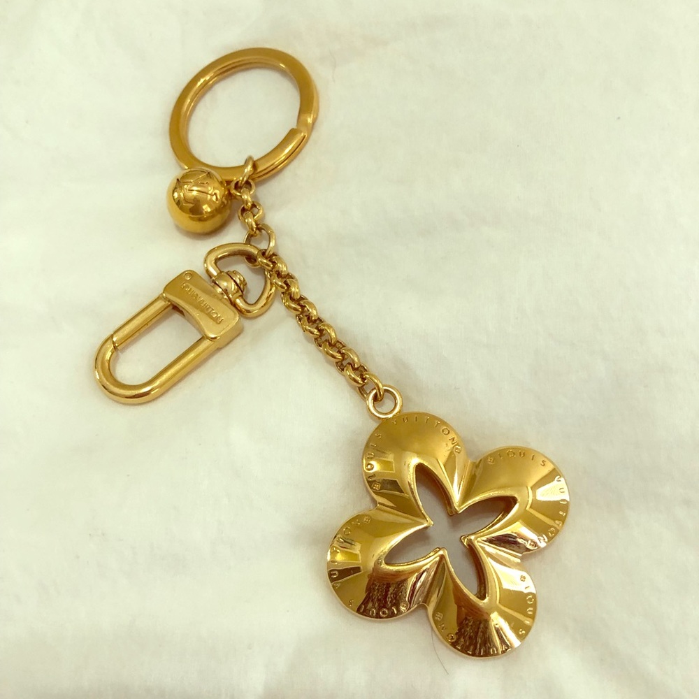 Louis Vuitton chain for purse or keys